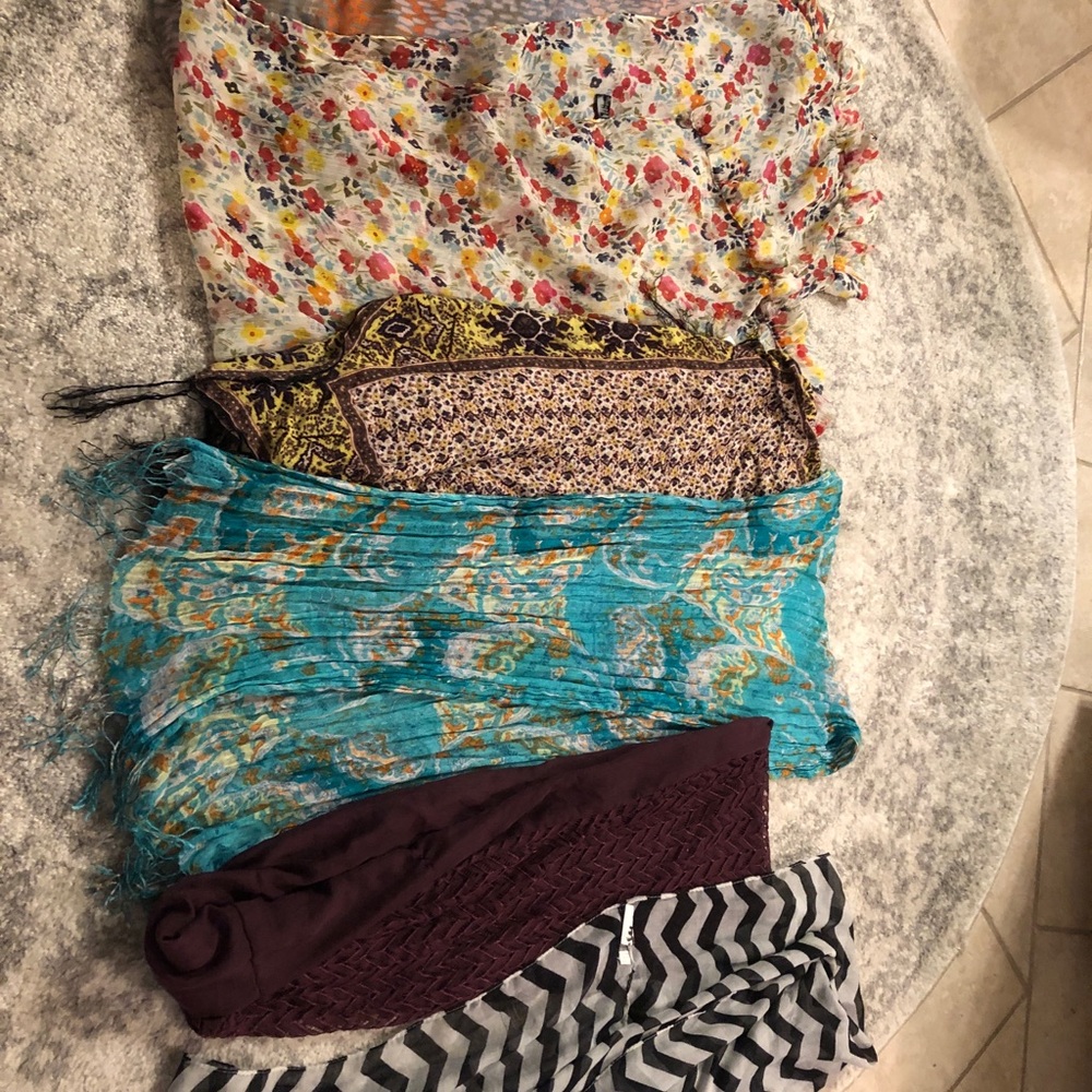 6 scarfs